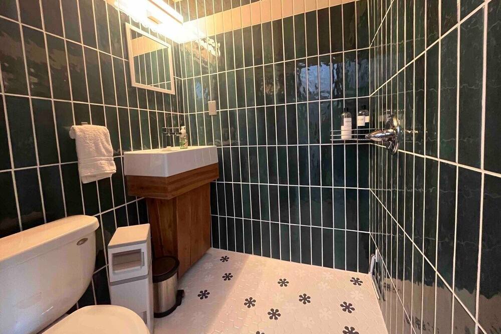 Photo of Bathroom in Crestone