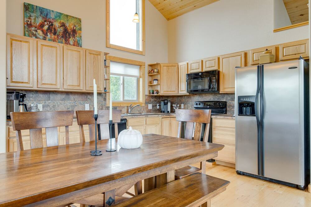 Photo of Kitchen in Indian Mountain