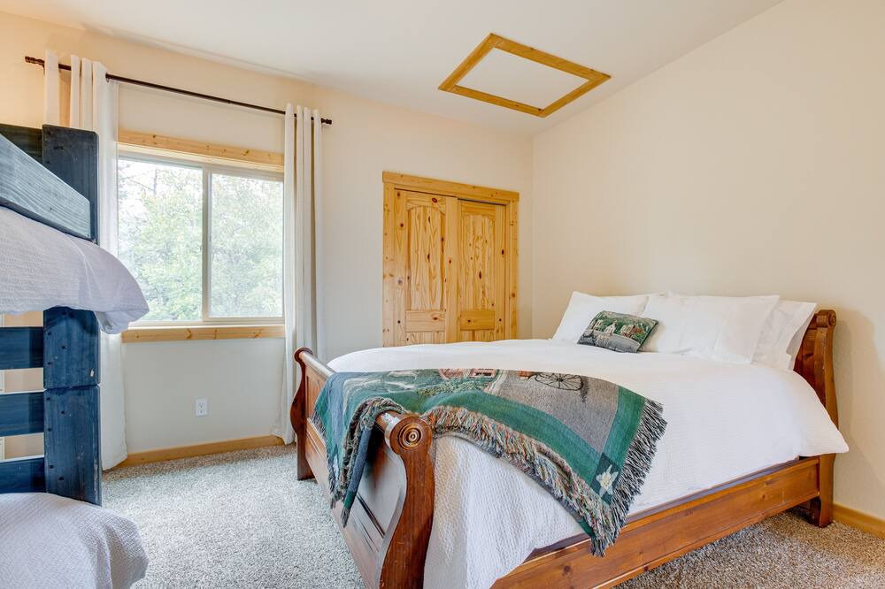 Photo of Bedroom in Indian Mountain