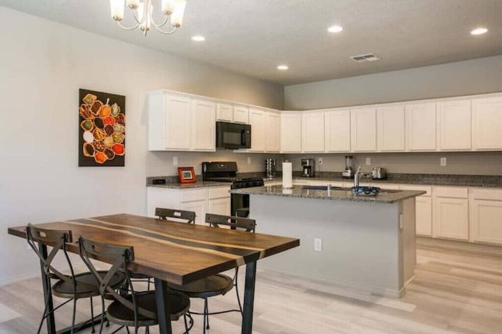 Photo of Kitchen in Mesa Del Sol Innovation Park