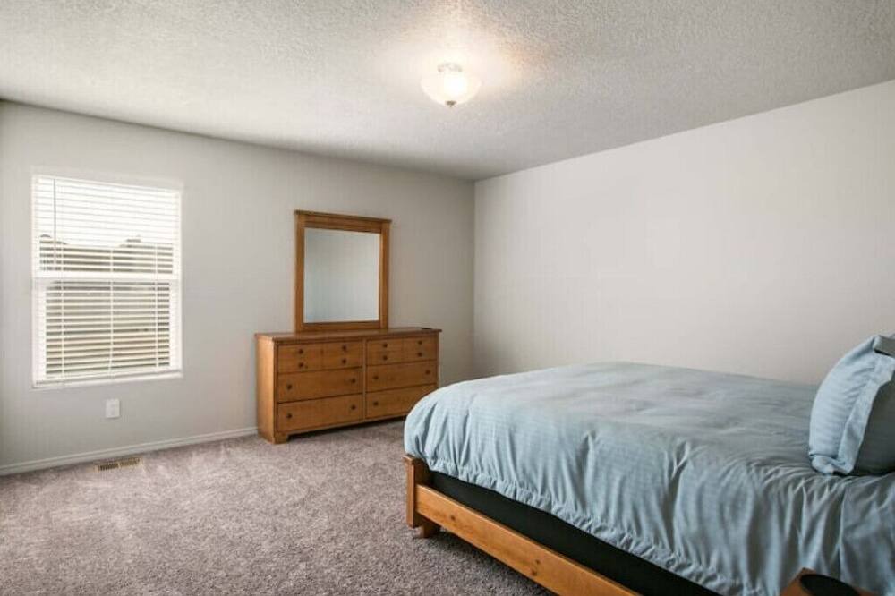 Photo of Bedroom in Mesa Del Sol Innovation Park