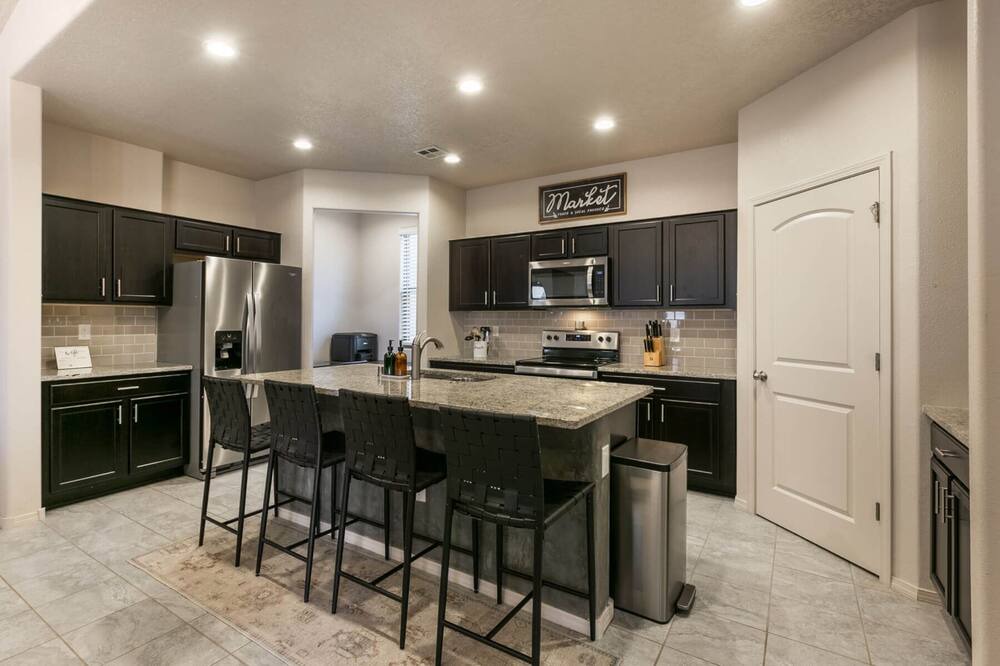 Photo of Kitchen in Mesa Del Sol Innovation Park
