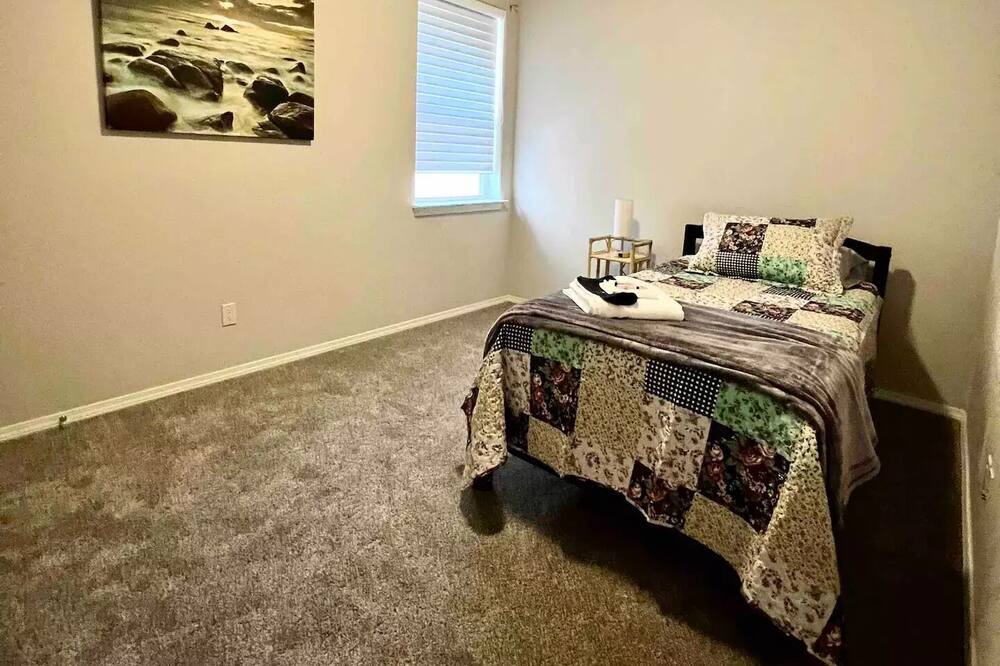 Photo of Bedroom in Paradise Hills Civic