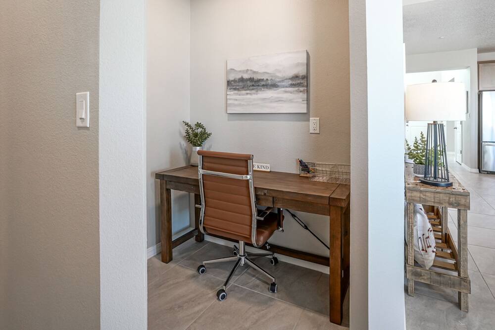 Photo of Others in Mesa Del Sol Innovation Park