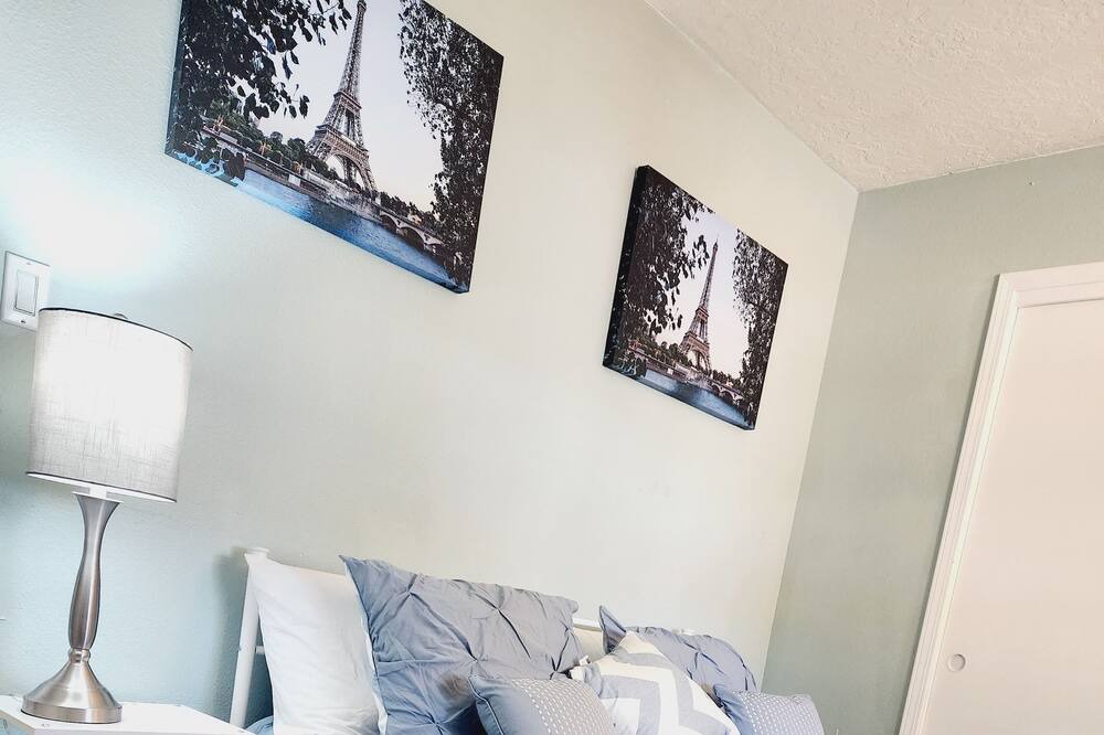 Photo of Bedroom in Paradise Hills Civic