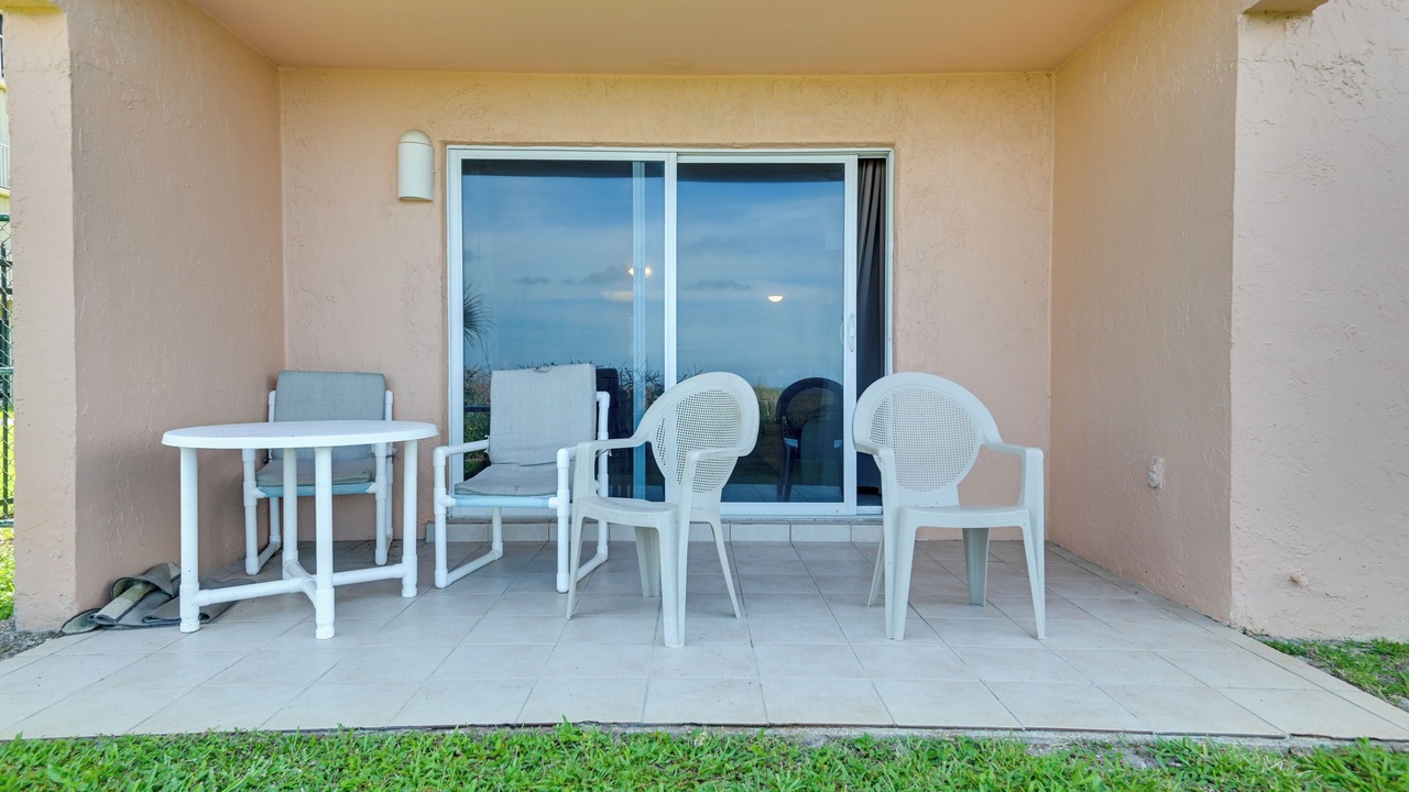 Photo of Others in Cocoa Isles