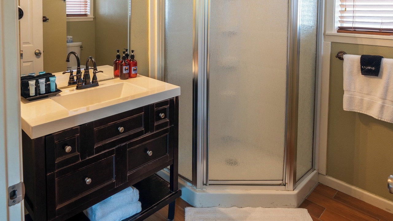 Photo of Bathroom in Study Butte-Terlingua