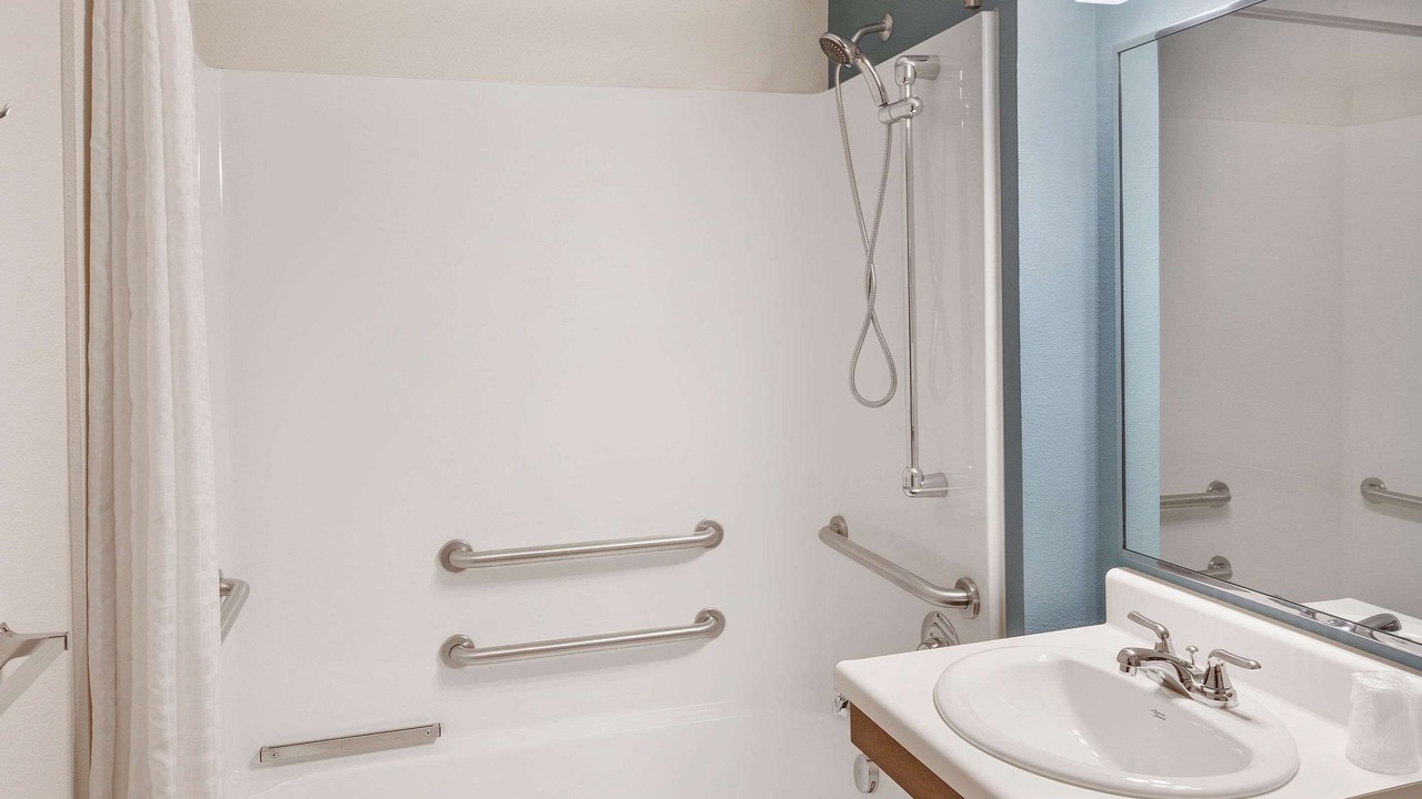 Photo of Bathroom in Las Colinas