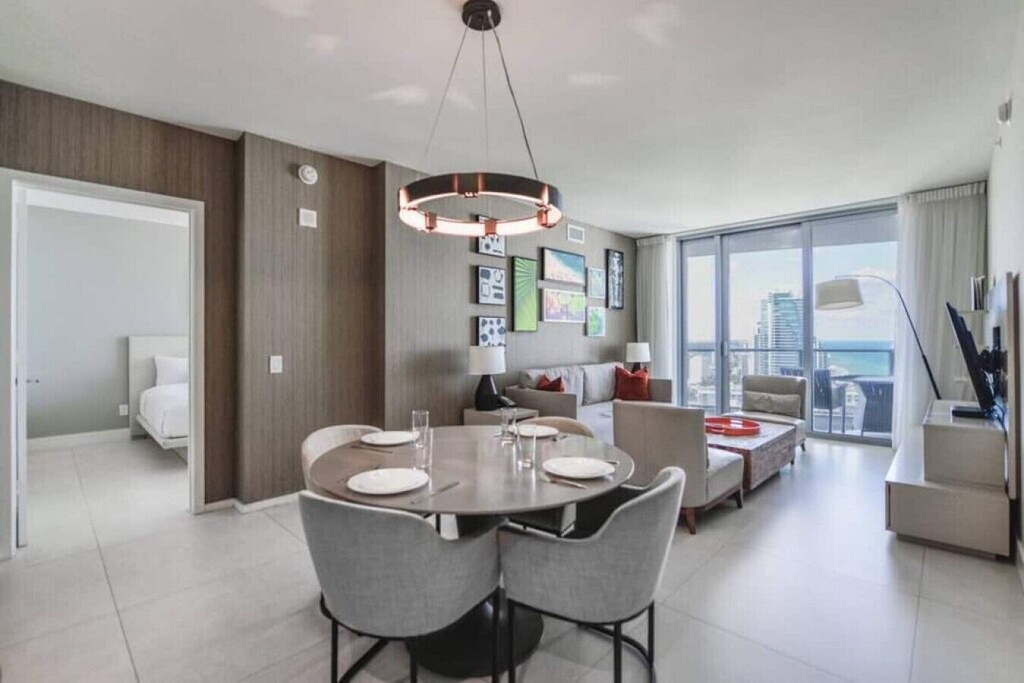 Photo of Livingroom in Hallandale Beach