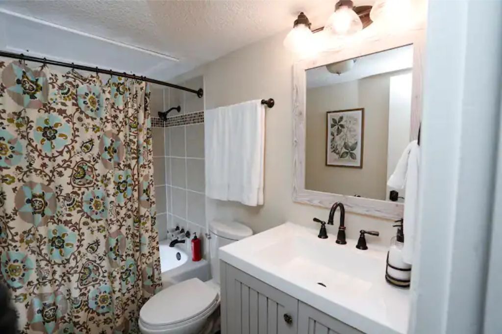Photo of Bathroom in Arlington