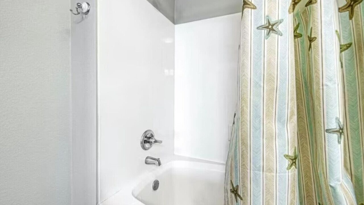 Photo of Bathroom in Navarre Beach