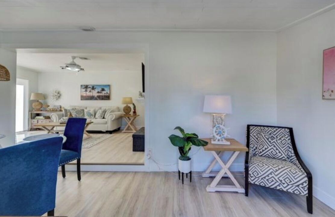 Photo of Livingroom in Harbor Village