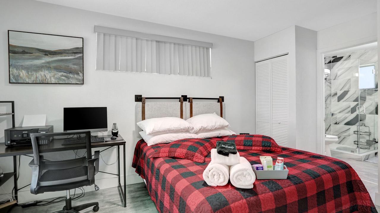 Photo of Bedroom in Pompano Beach