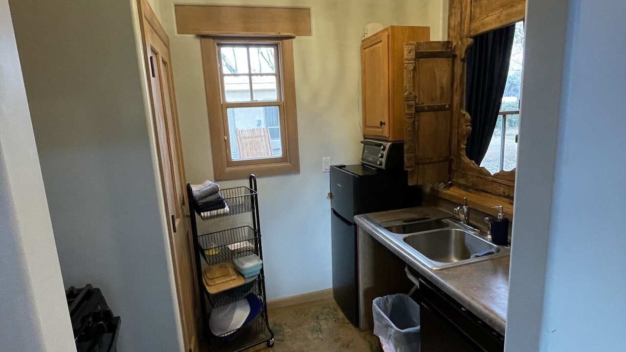 Photo of Kitchen in Los Ranchos de Albuquerque