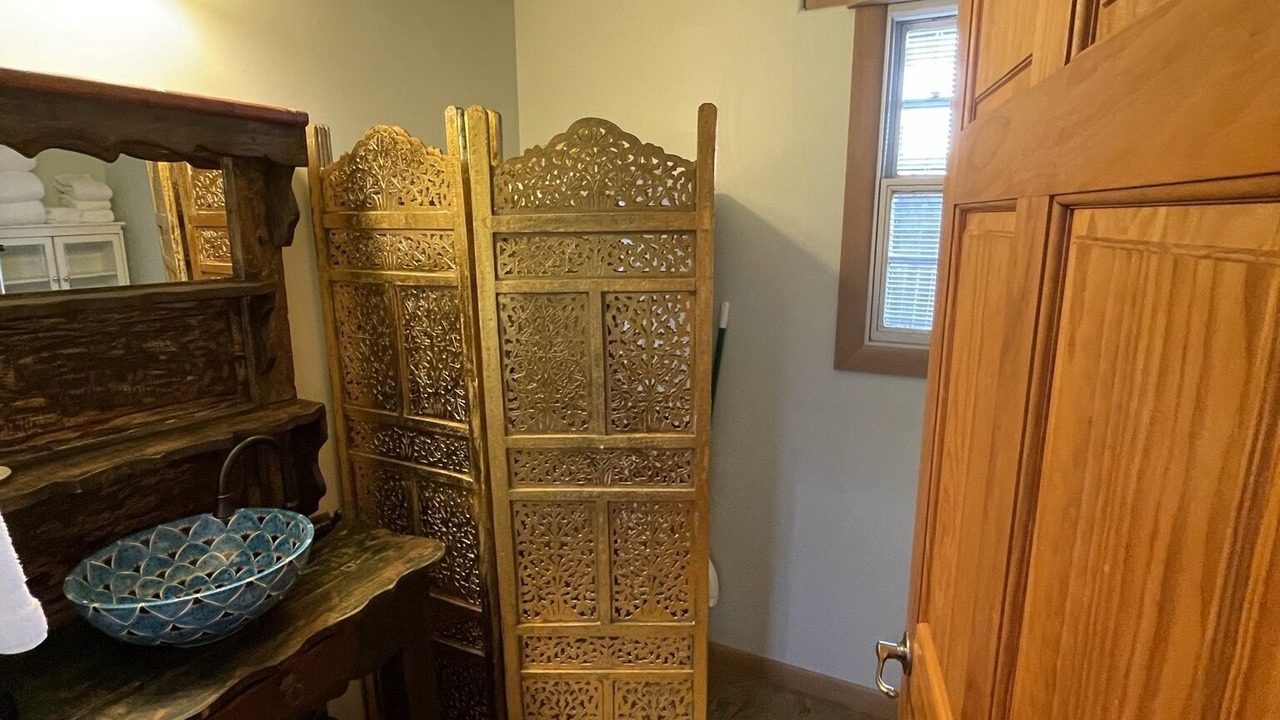 Photo of Bathroom in Los Ranchos de Albuquerque