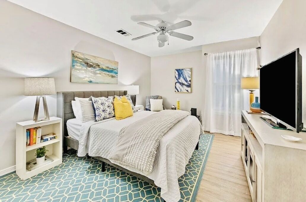 Photo of Bedroom in Gulf Place
