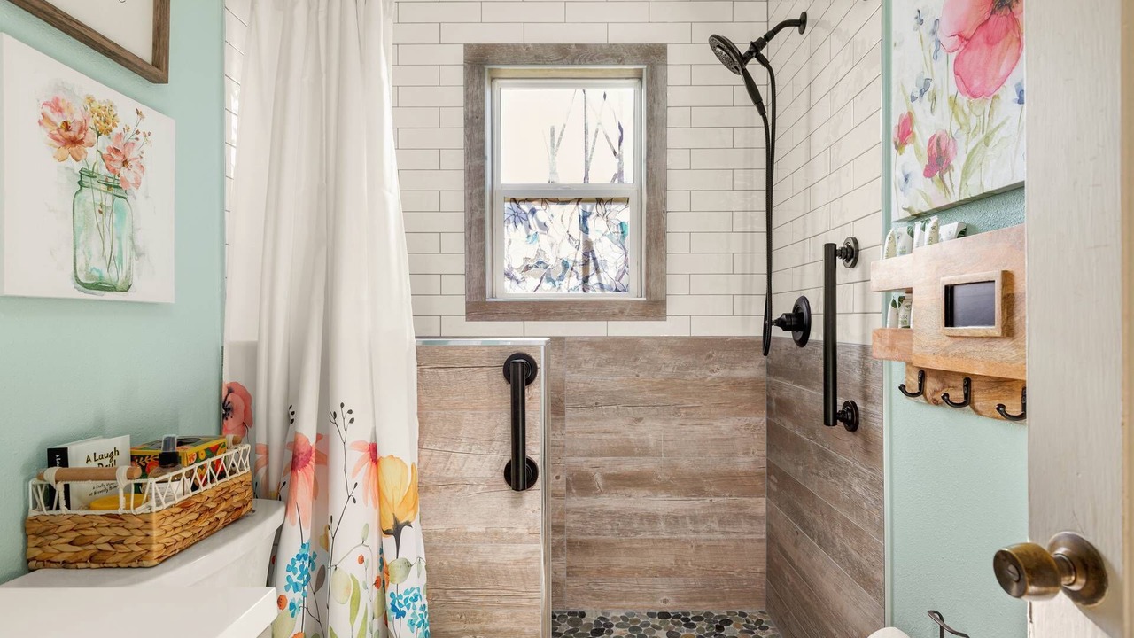 Photo of Bathroom in New Braunfels