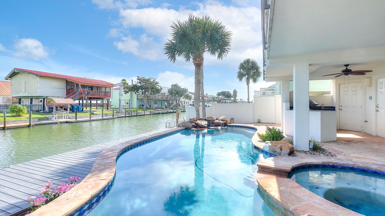 Photo of Outdoor in Key Allegro