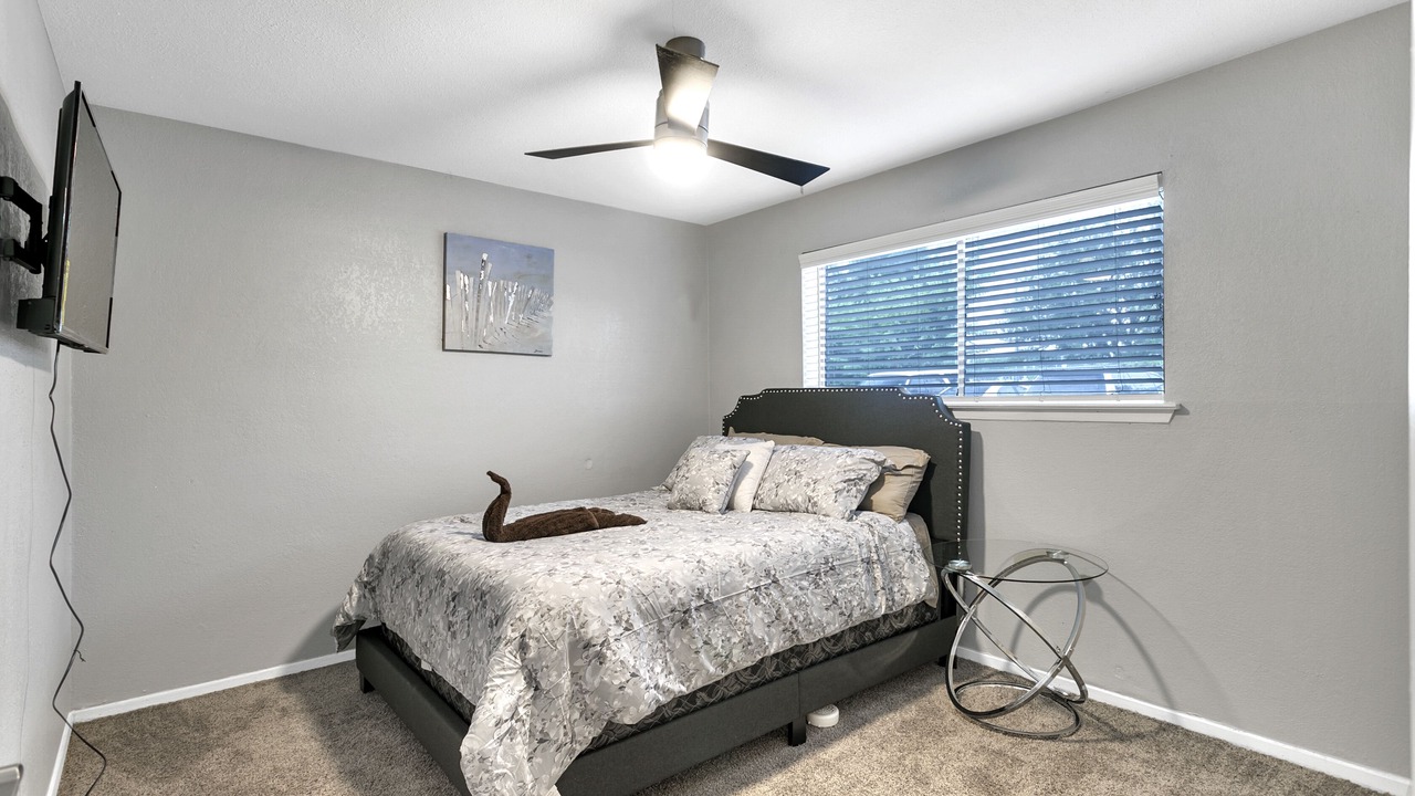 Photo of Bedroom in Central Arlington
