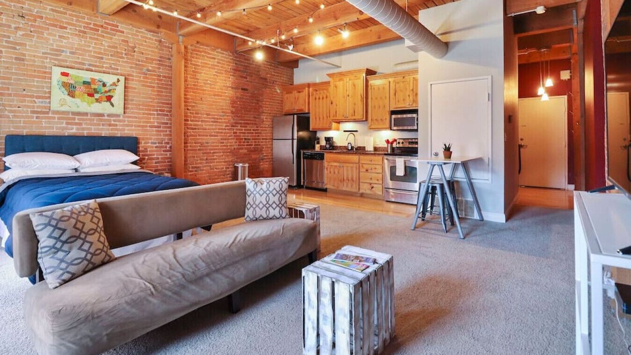 Photo of Bedroom in River Market