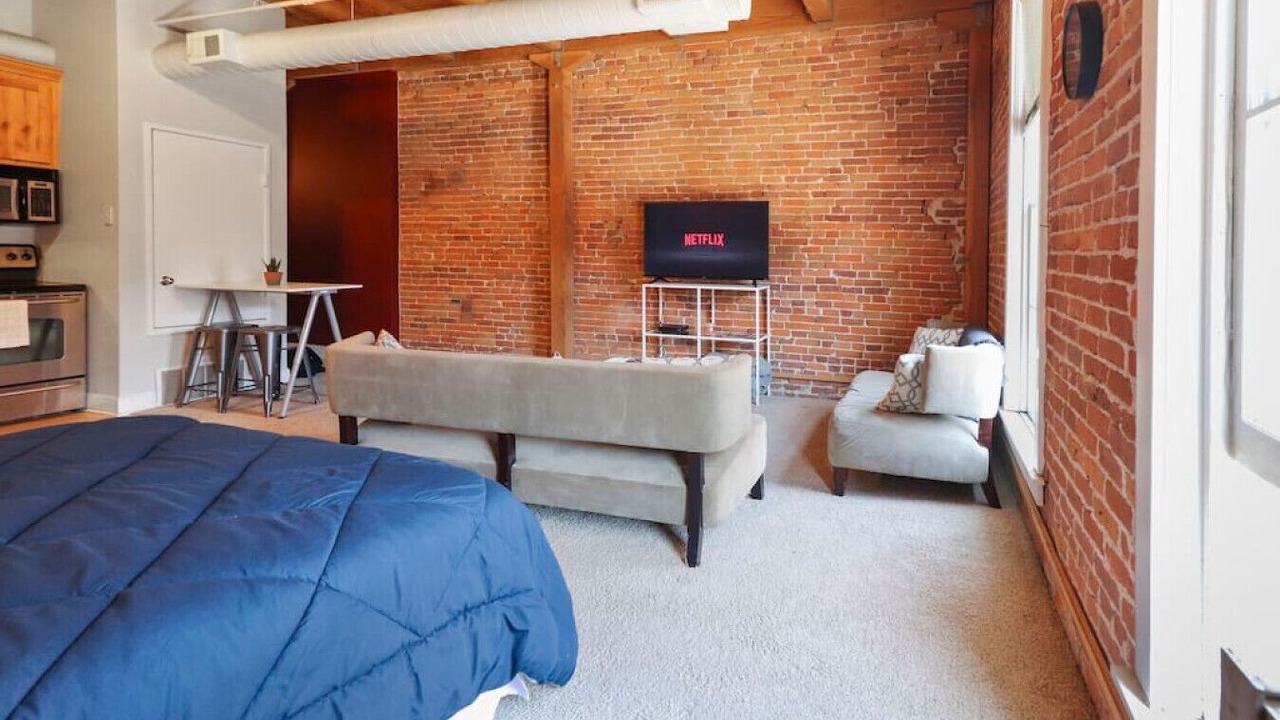 Photo of Bedroom in River Market