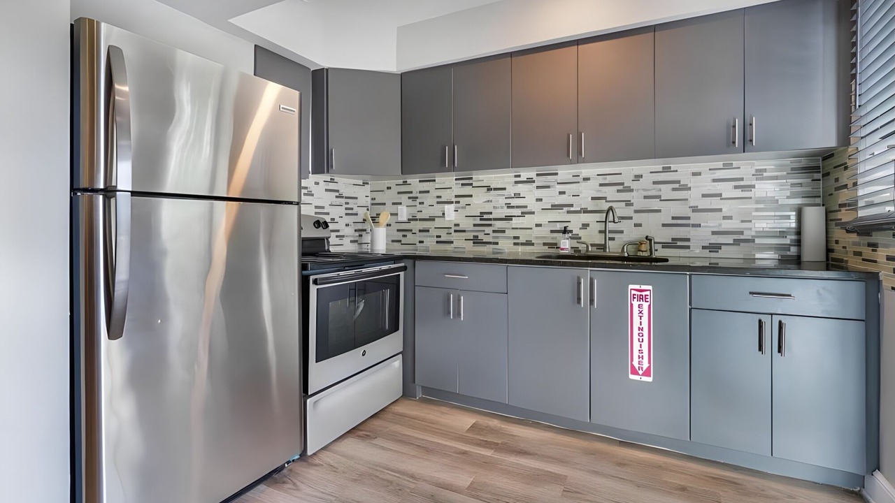Photo of Kitchen in South Middle River