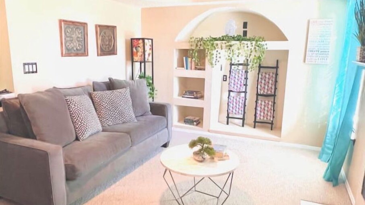 Photo of Livingroom in Biggs Field
