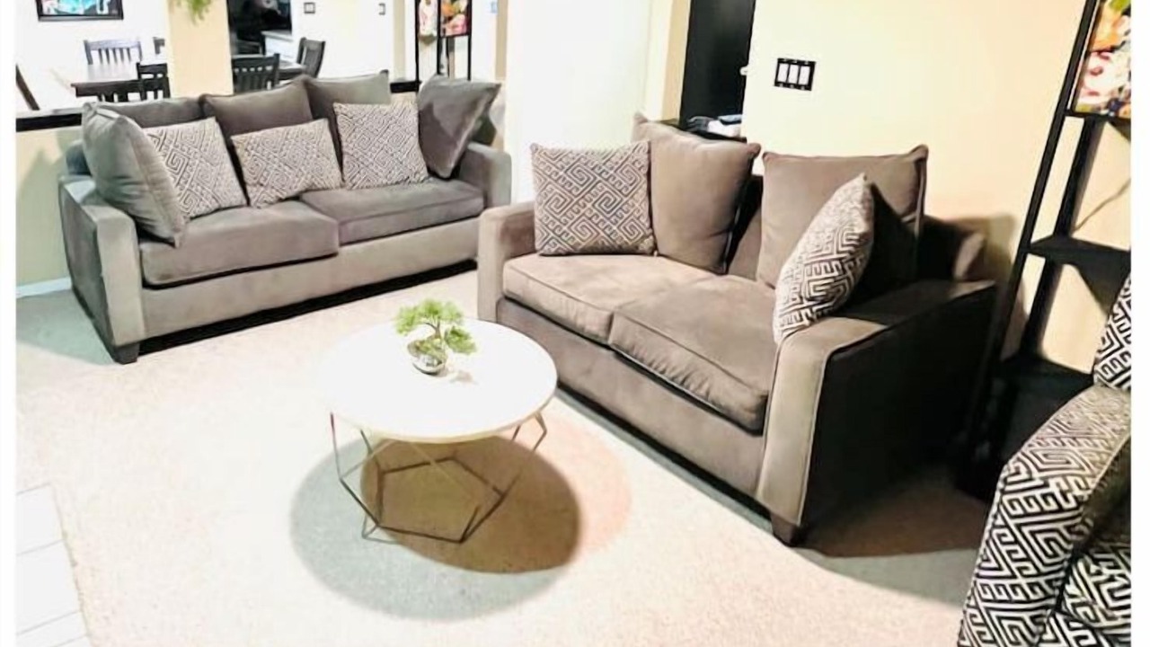 Photo of Livingroom in Biggs Field