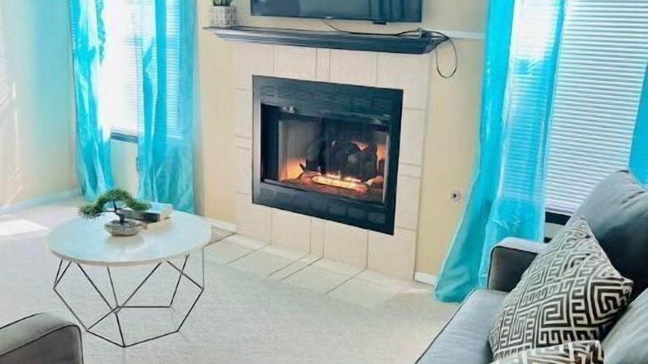 Photo of Livingroom in Biggs Field