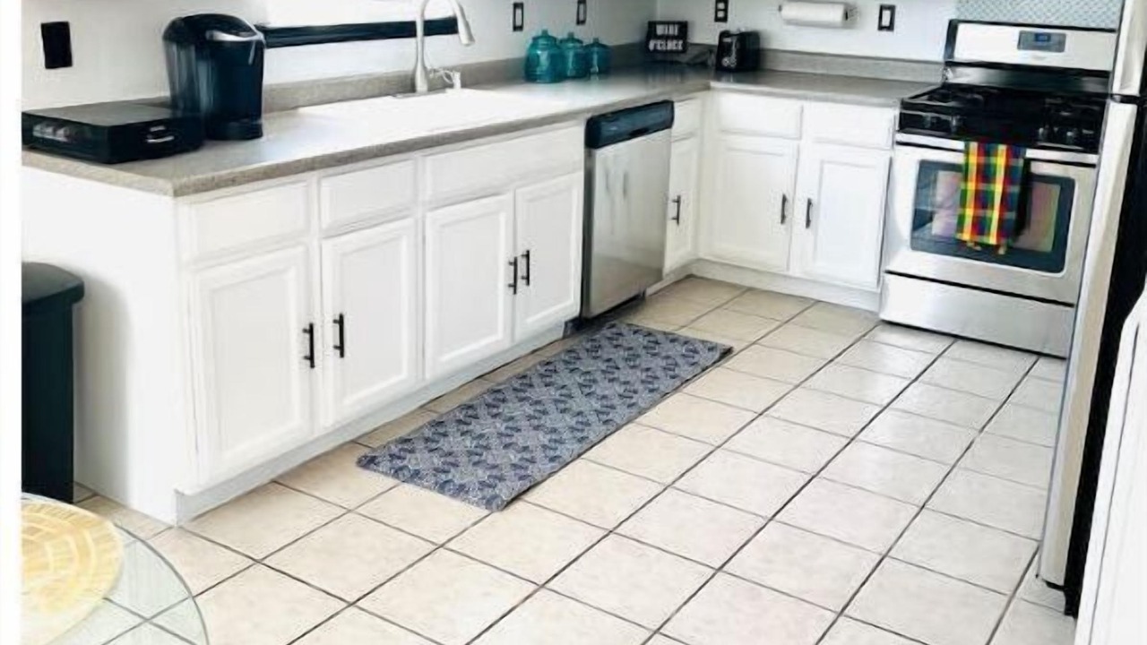 Photo of Kitchen in Biggs Field