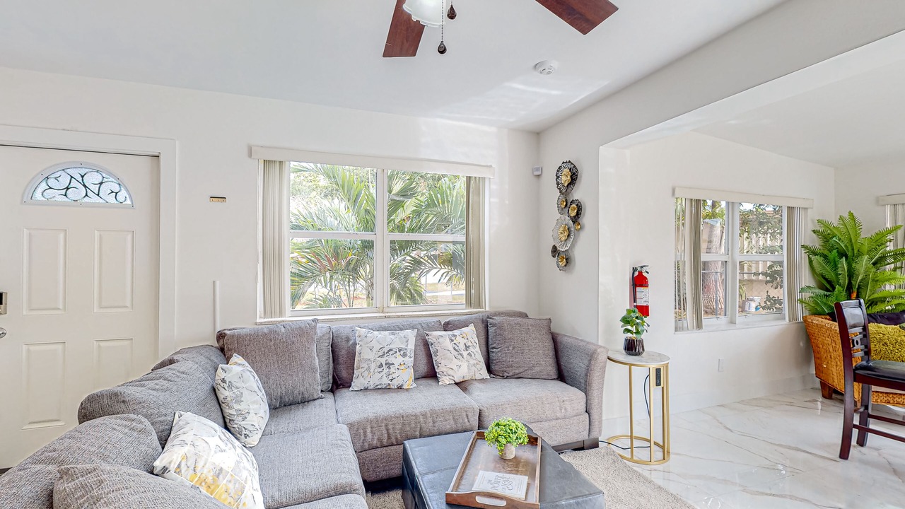 Photo of Livingroom in Pompano Beach