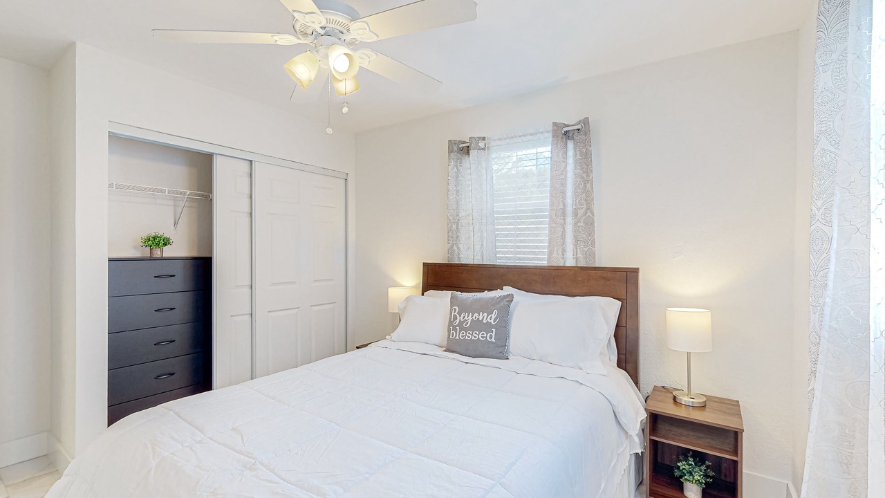 Photo of Bedroom in Pompano Beach