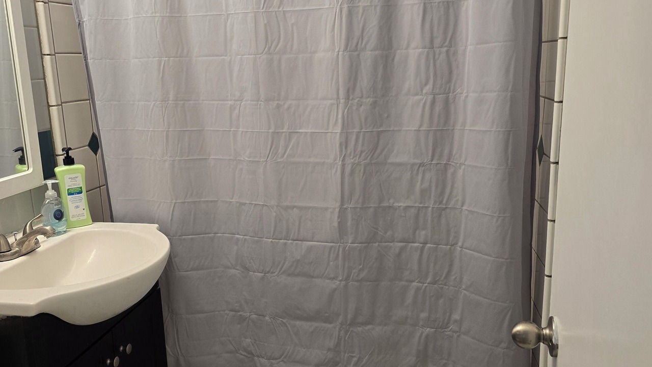 Photo of Bathroom in Sandia Ridge