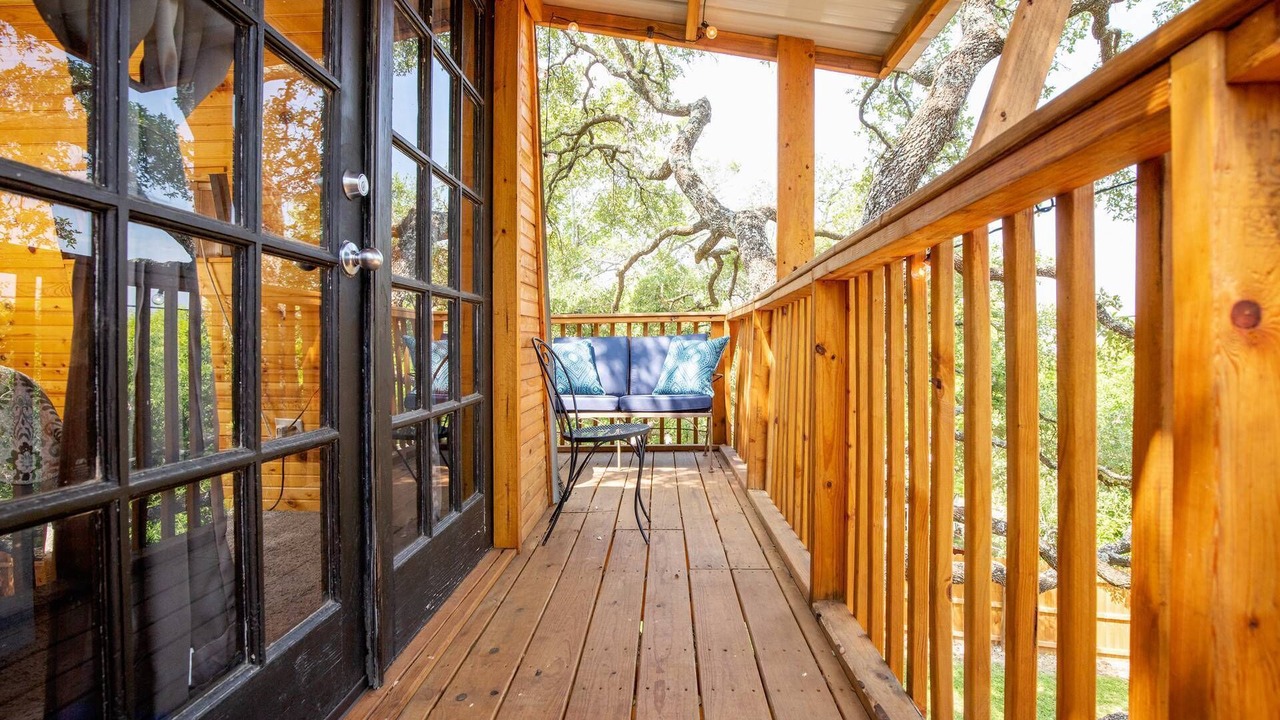 Photo of Patio Balcony in Canyon Lake