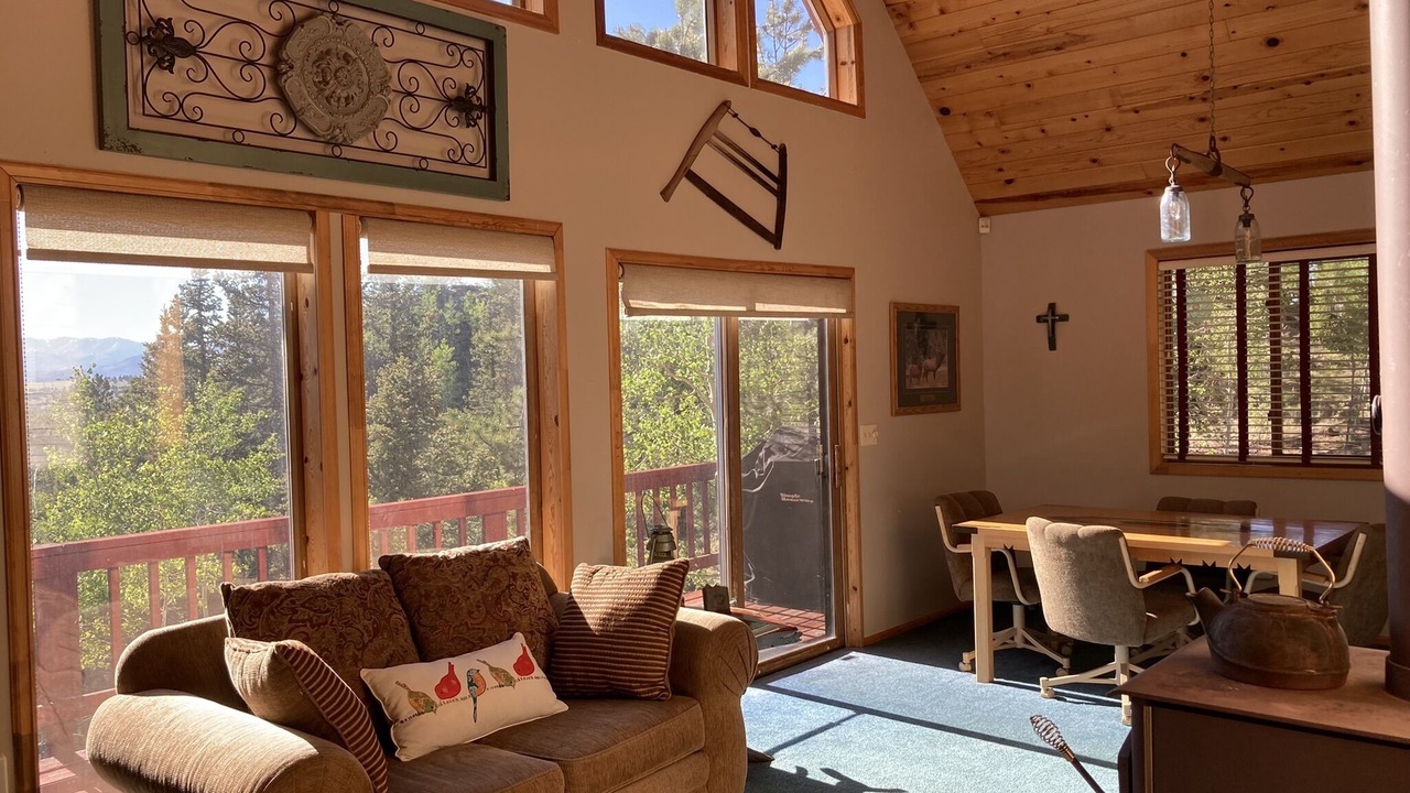 Photo of Bedroom in Indian Mountain