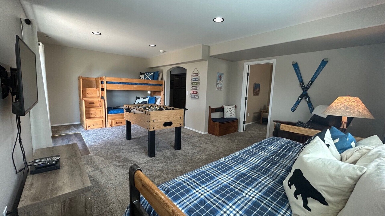 Photo of Bedroom in Lake Hatcher Park