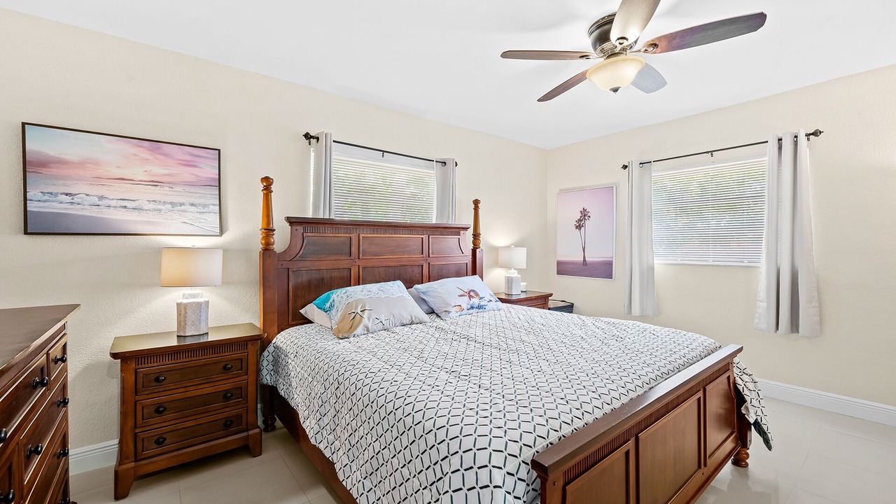 Photo of Bedroom in Santa Barbara Estates