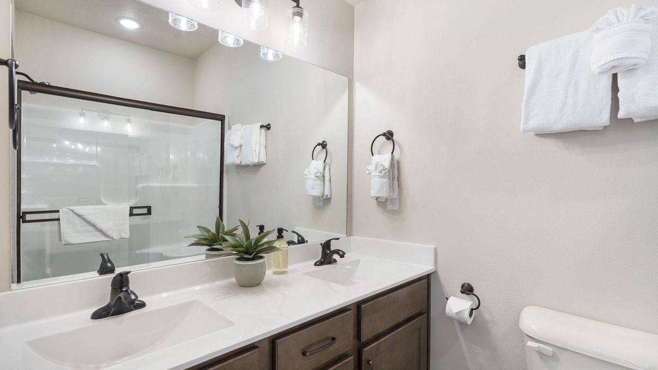 Photo of Bathroom in Branson