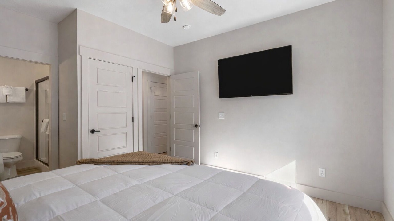Photo of Bedroom in Branson