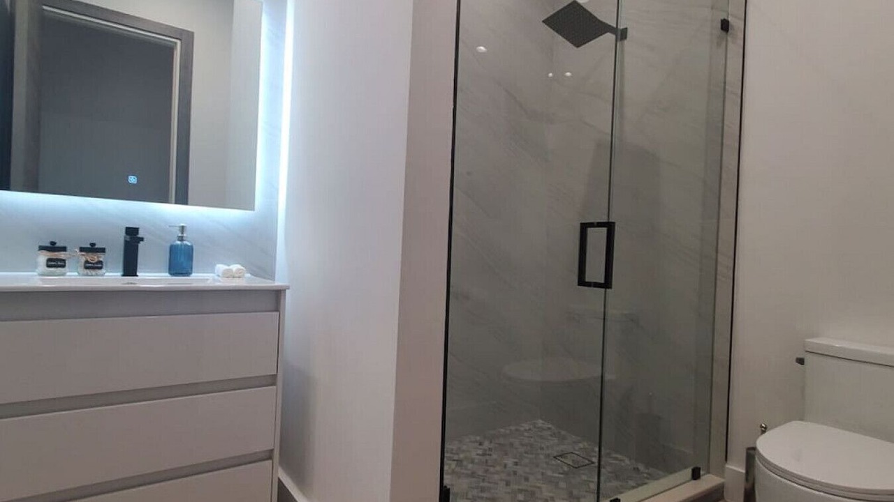 Photo of Bathroom in Victoria Park