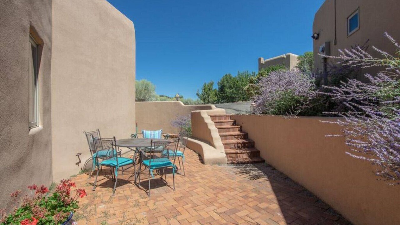 Photo of Outdoor in North Hills