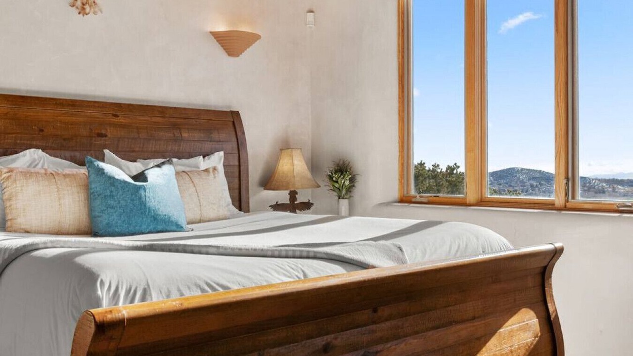 Photo of Bedroom in North Hills