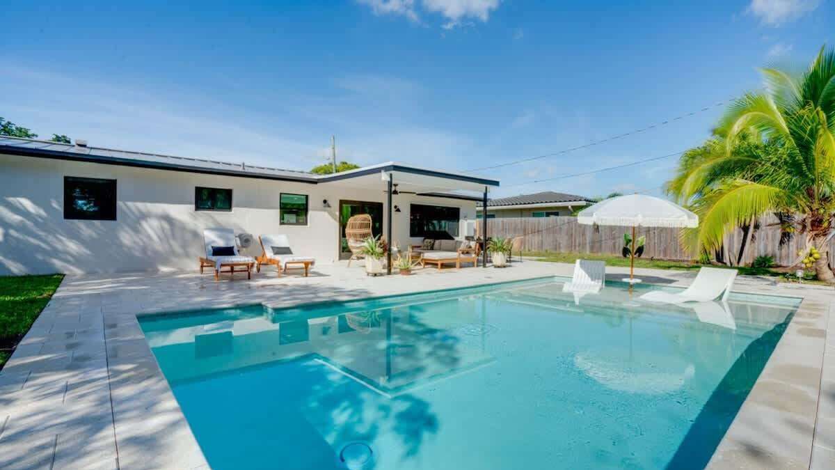 Photo of Outdoor in Deerfield Beach