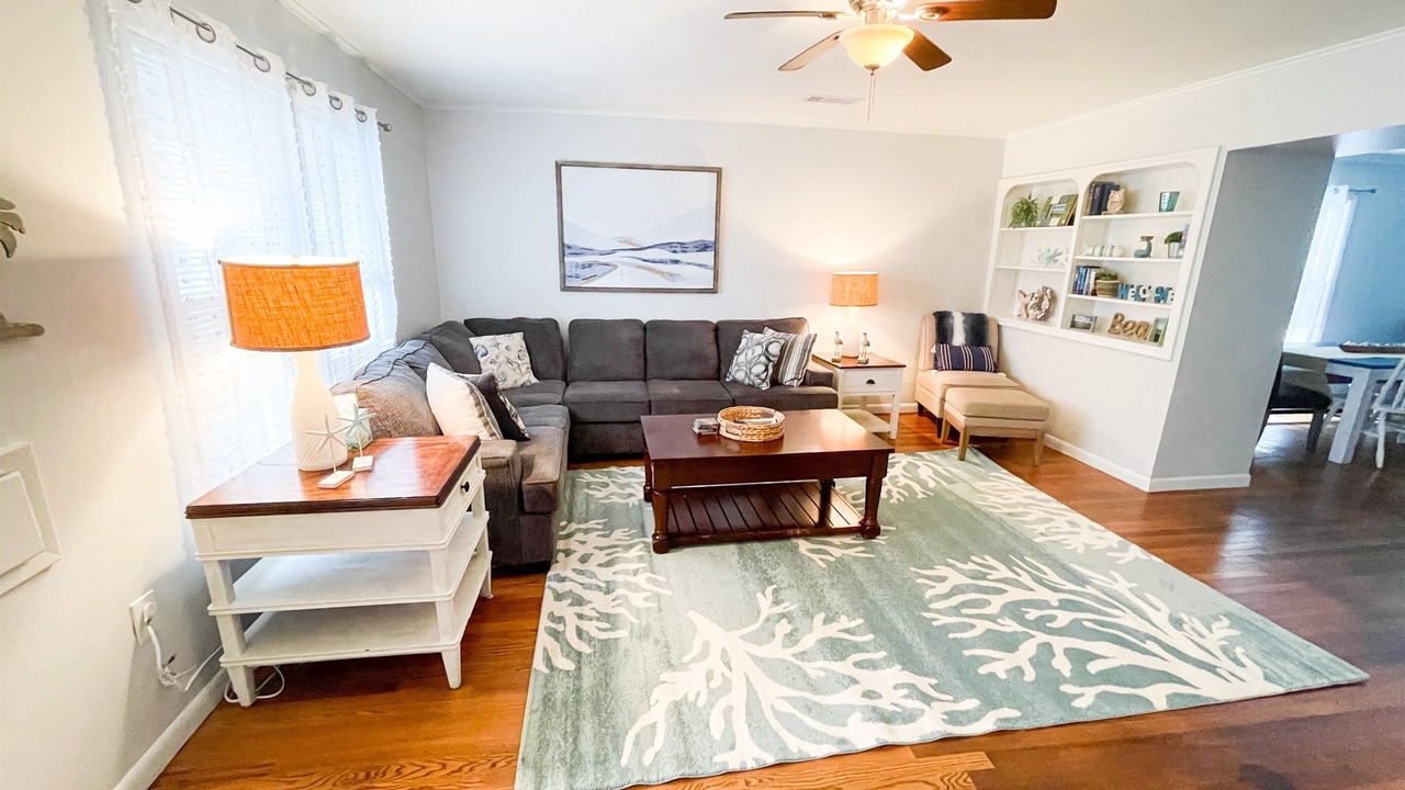 Photo of Bedroom in Galveston