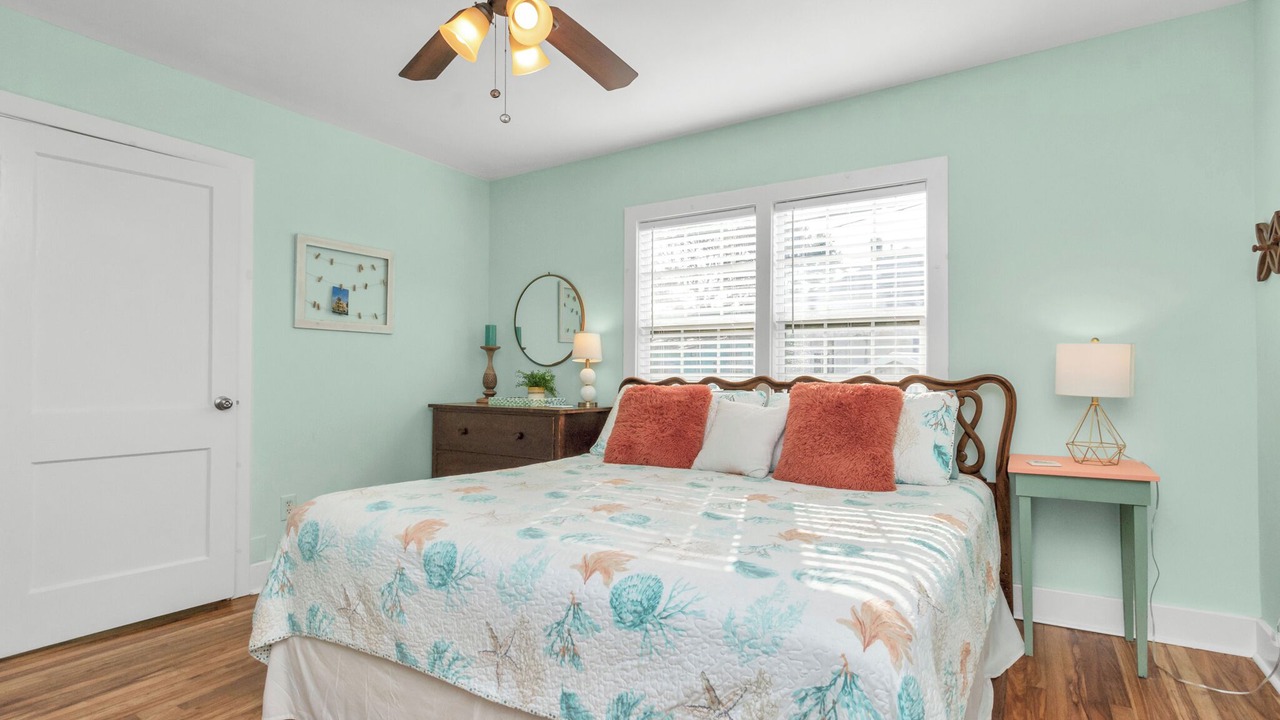 Photo of Bedroom in Galveston