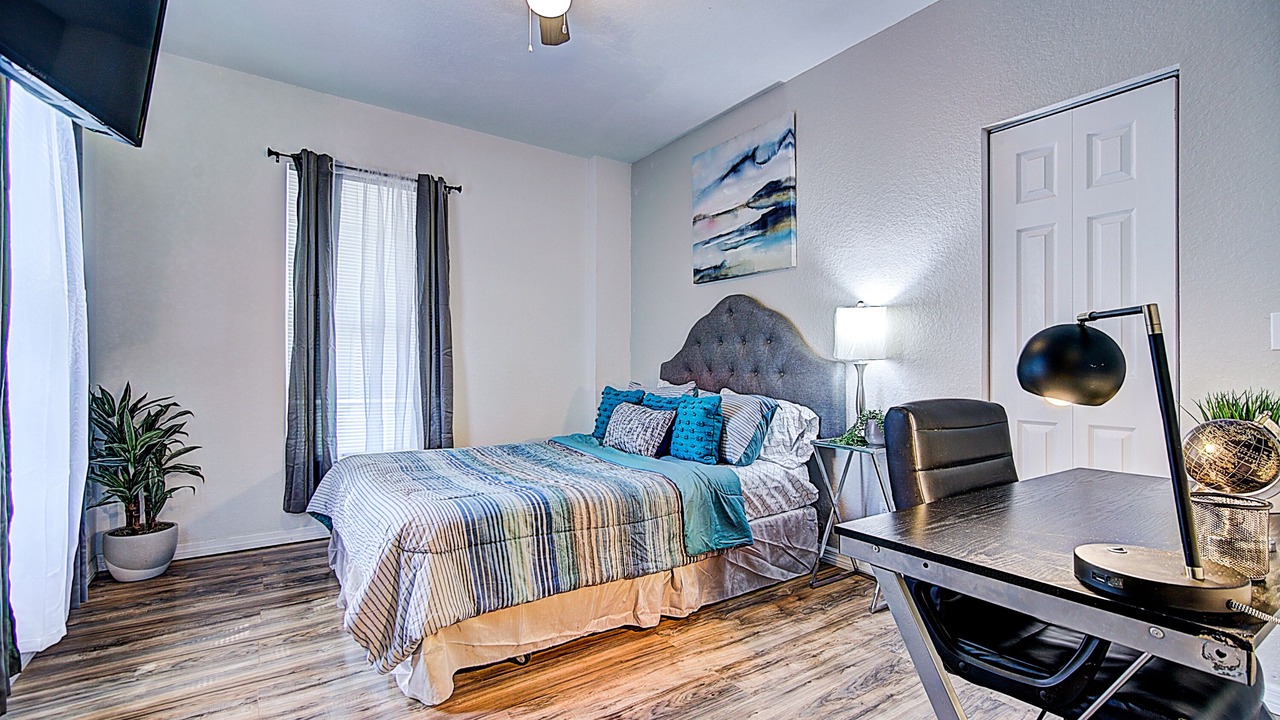 Photo of Bedroom in East Tampa