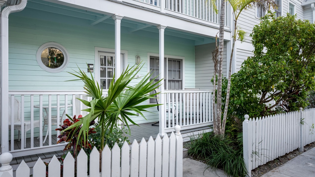 Photo of Patio Balcony in Bahama Village