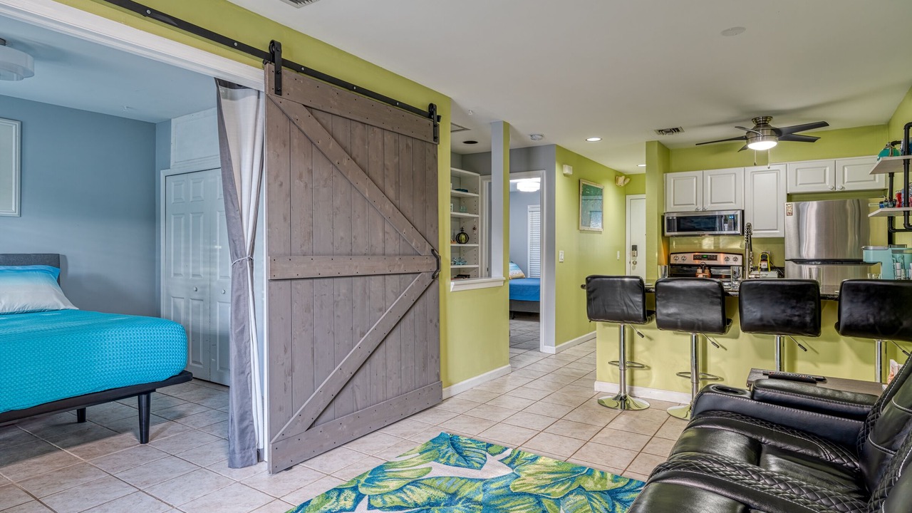 Photo of Bedroom in Bahama Village