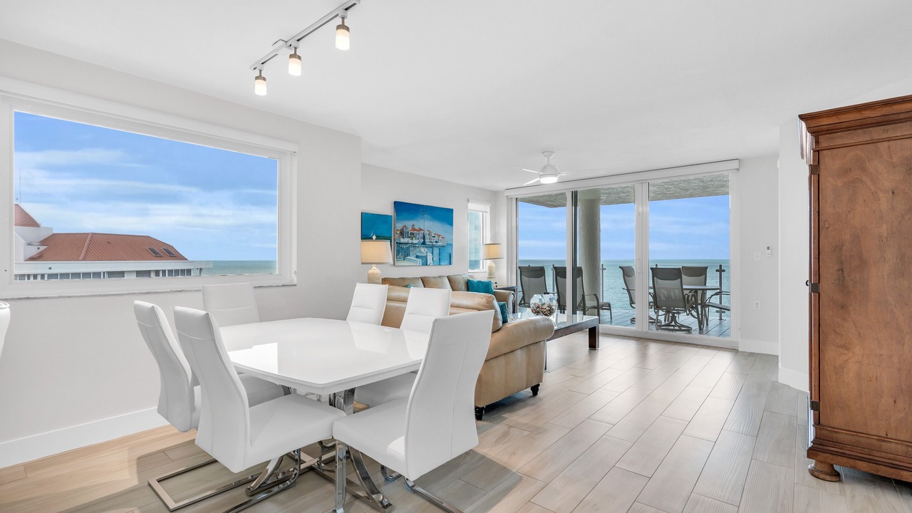 Photo of Bedroom in Park Shore