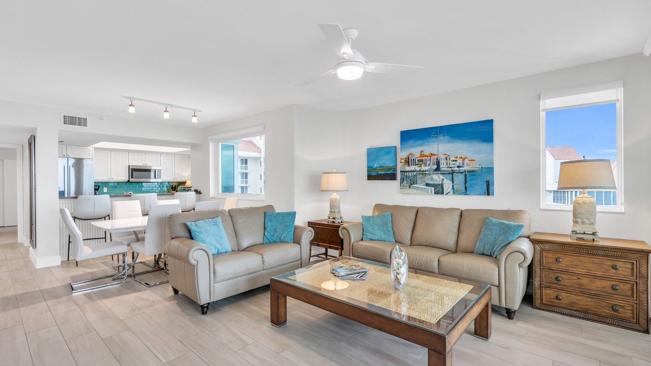 Photo of Livingroom in Park Shore